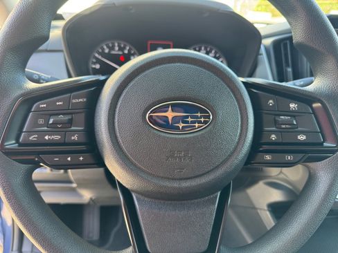 Used 2025 Subaru Crosstrek 2.0i Premium image 37