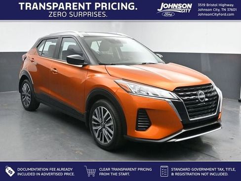 Used 2024 Nissan Kicks SV FWD image 1