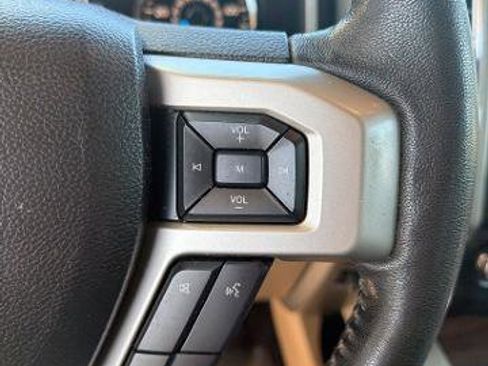 Certified 2017 Ford F150 Lariat AWD/4WD image 10