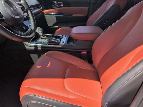 Used 2022 Kia Carnival SX FWD image 11