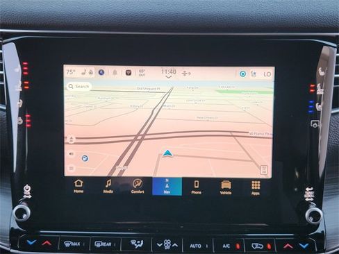 Used 2024 Jeep Wagoneer L Series II w/ Flexible Seating Group image 17