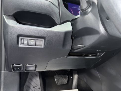 Used 2024 Toyota RAV4 XLE image 30