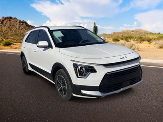 Certified 2025 Kia Niro EX FWD video 1