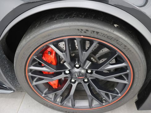 Used 2017 Chevrolet Corvette Z06 RWD image 3