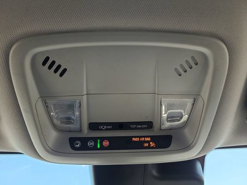 Used 2024 Chevrolet Malibu LT FWD image 28