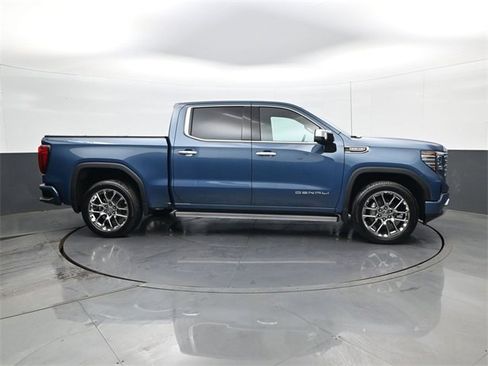 Used 2025 GMC Sierra 1500 Denali w/ Denali Reserve Package image 4