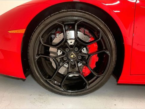 Used 2017 Lamborghini Huracan LP 580-2 image 17