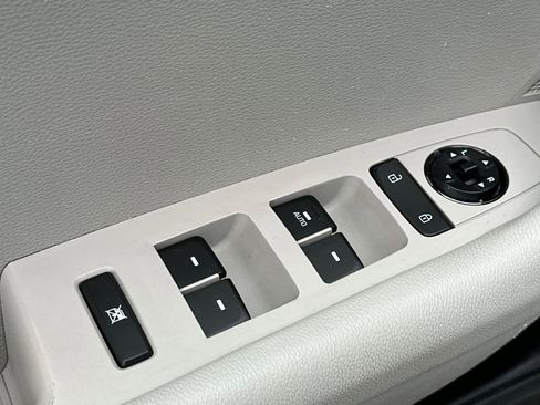 Used 2015 Hyundai Sonata SE image 13