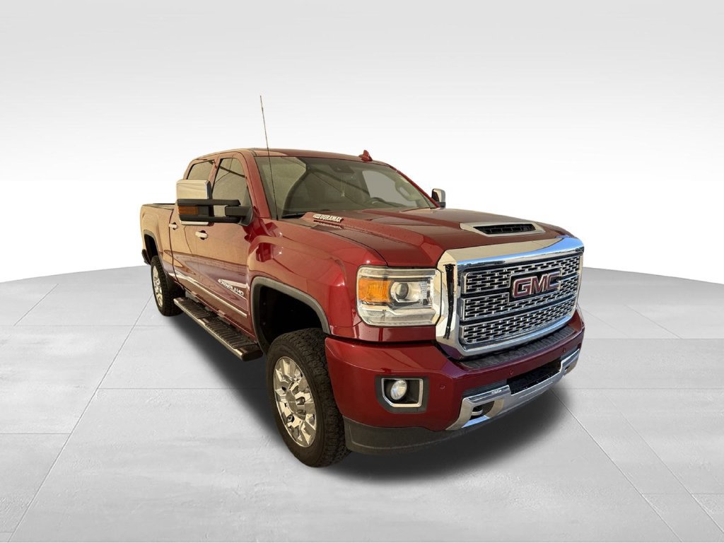 Used 2018 GMC Sierra 3500 Denali w/ Duramax Plus Package AWD/4WD image 5