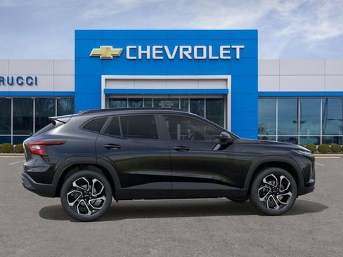 New 2026 Chevrolet Trax RS image 5