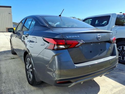 Used 2024 Nissan Versa S w/ S Plus Package image 4