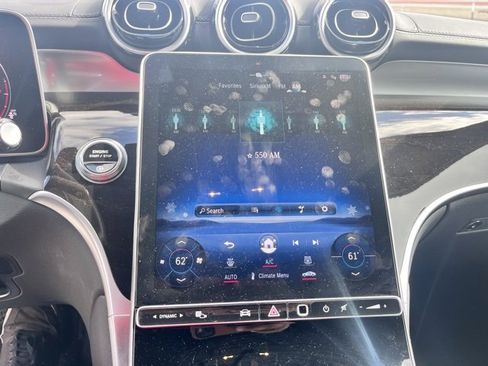 Used 2024 Mercedes-Benz GLC 300 image 11