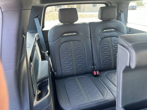 Used 2025 Rivian R1S Adventure Dual AWD/4WD image 29