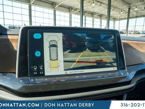 Used 2025 Volkswagen Atlas SE image 8