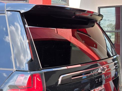 Used 2021 Chevrolet Tahoe RST w/ Luxury Package image 9