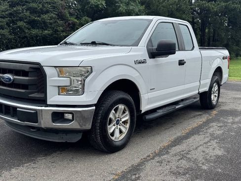 Used 2015 Ford F150 XL w/ Equipment Group 101A Mid AWD/4WD image 4