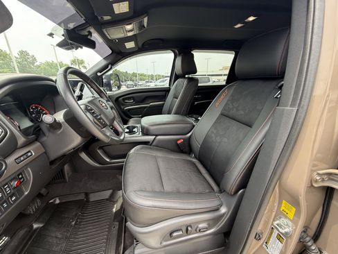 Used 2023 Nissan Titan PRO-4X w/ Pro-4x Utility Package AWD/4WD image 27