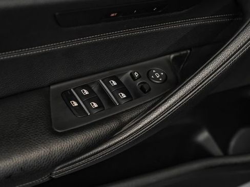 Used 2018 BMW 540i RWD image 42