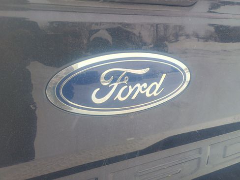 Used 2019 Ford F150 XLT w/ Equipment Group 302A Luxury image 10