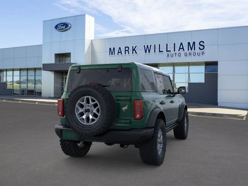 New 2025 Ford Bronco Badlands image 9