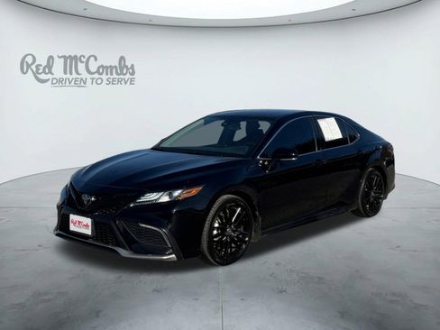 Used 2022 Toyota Camry XSE image 1