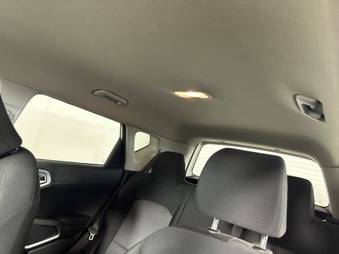 Used 2020 Kia Soul LX image 11