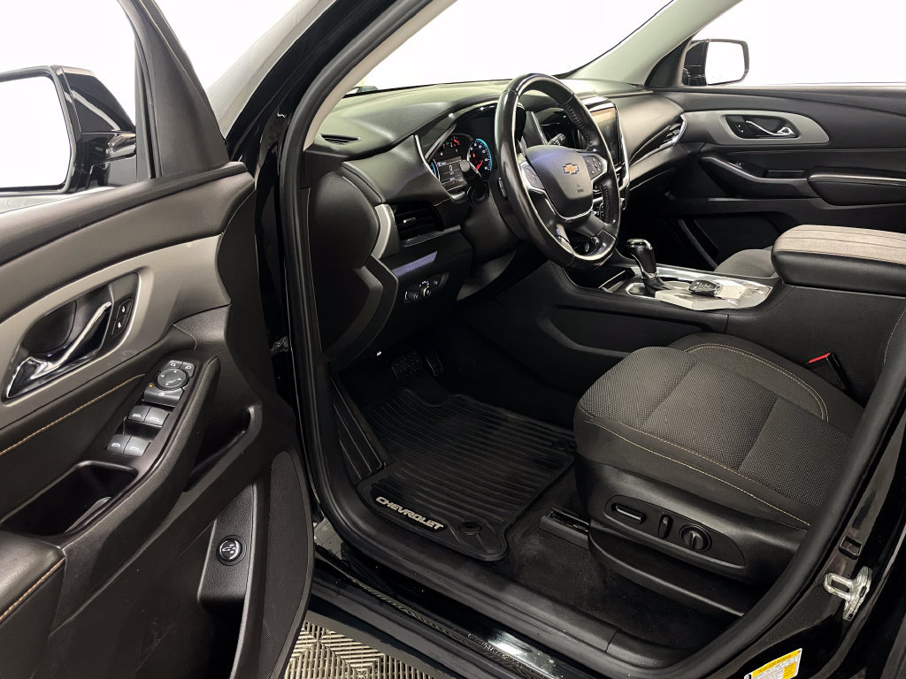 Used 2019 Chevrolet Traverse LT AWD/4WD image 21