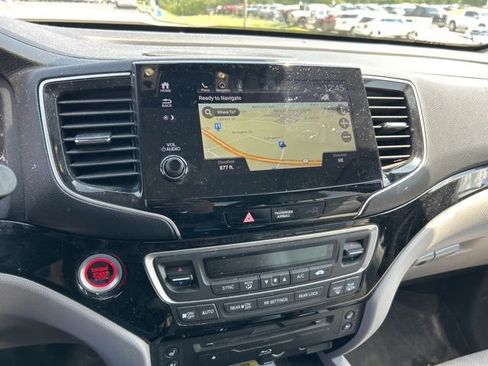 Used 2020 Honda Pilot Elite image 8