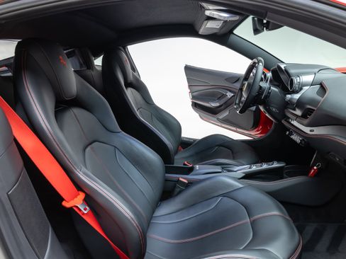 Certified 2020 Ferrari F8 Tributo image 25