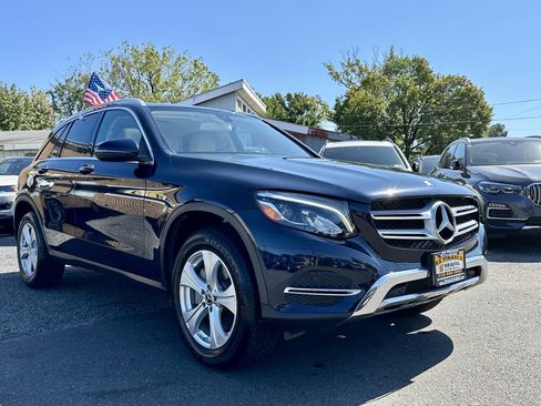 Used 2017 Mercedes-Benz GLC 300 4MATIC image 7