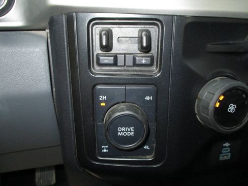 Used 2024 Ford F250 XL w/ STX Appearance Package AWD/4WD image 12