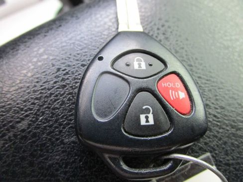 Used 2015 Toyota 4Runner SR5 Premium RWD image 46