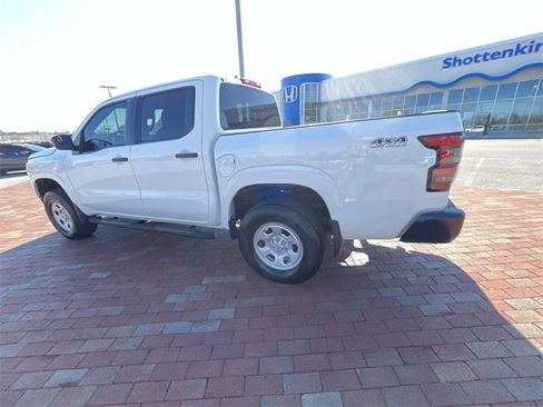 Used 2022 Nissan Frontier S image 32