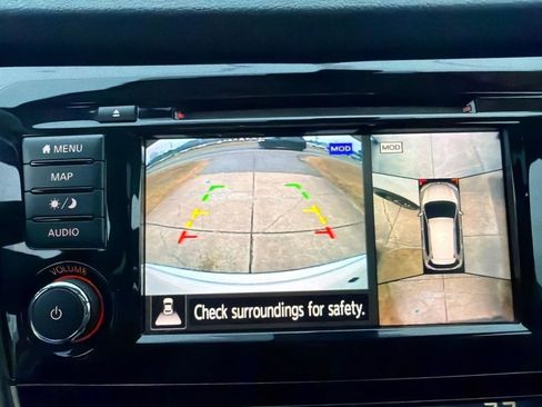 Used 2020 Nissan Rogue SV w/ Sun & Sound Touring Package image 22