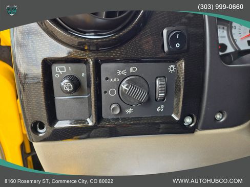 Used 2003 HUMMER H2 w/ Preferred Equipment Group image 24