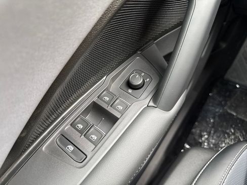 New 2026 Volkswagen Tiguan SE image 2