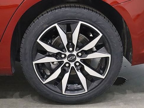 Used 2022 Chevrolet Malibu RS image 37