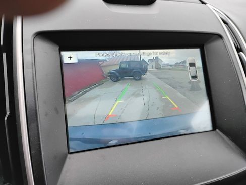 Used 2016 Ford Edge SEL w/ Equipment Group 201A image 9