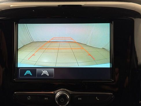 Used 2018 Chevrolet Traverse LS image 28