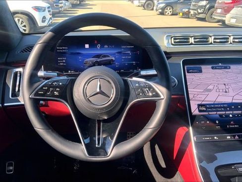 Certified 2022 Mercedes-Benz S 580 4MATIC Sedan image 4