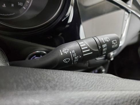 Used 2023 Buick Encore GX Select w/ Sport Touring Package FWD image 35