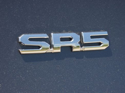 Used 2024 Toyota Tundra SR5 AWD/4WD image 17