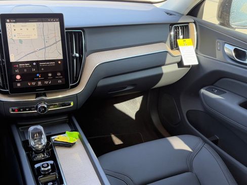 New 2026 Volvo XC60 B5 Core w/ Protection Package Premier image 12