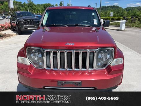 Used 2012 Jeep Liberty Limited Jet w/ Comfort/Convenience Group AWD/4WD image 30