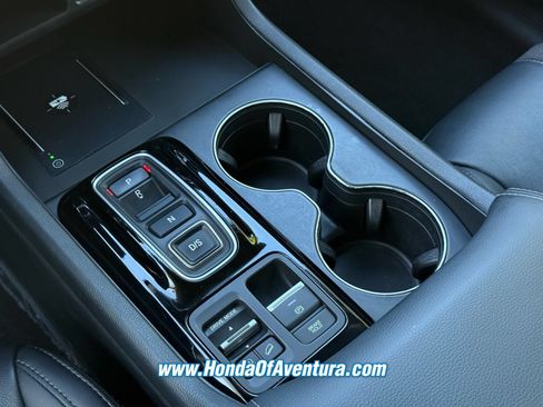 Certified 2025 Honda Pilot EX-L image 16