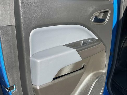 Used 2022 Chevrolet Colorado Z71 image 23