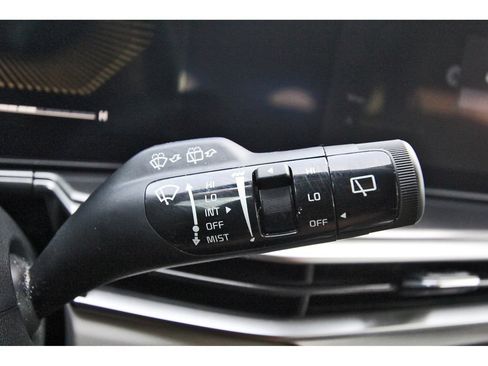 Used 2025 Kia Sorento S w/ Panoramic Sunroof Package FWD image 21