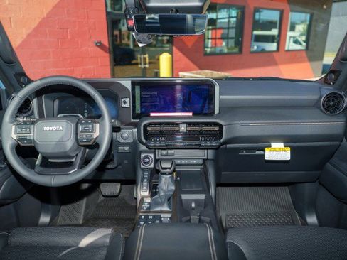 Used 2024 Toyota Land Cruiser image 9