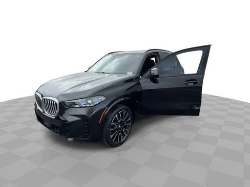 Used 2025 BMW X5 sDrive40i w/ M Sport Package RWD image 4