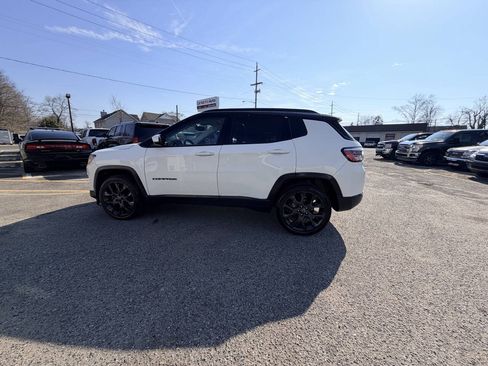 Used 2018 Jeep Compass Sport FWD image 36